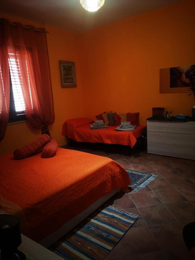 Orangebalestrate Apartman Kültér fotó